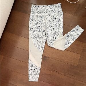 Athleta White and Black Patterned Leggings